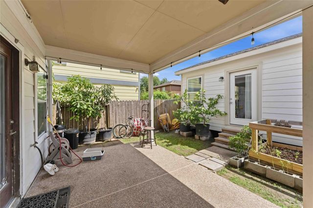 9511 Yearling Branch Drive, Houston, TX 77075