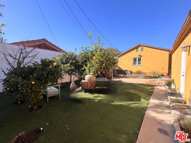 2652 S Bedford Street, Los Angeles, CA 90034