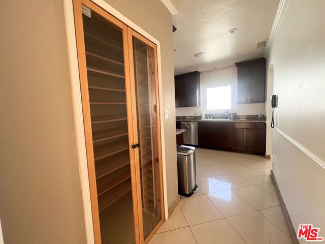 2652 S Bedford Street, Los Angeles, CA 90034