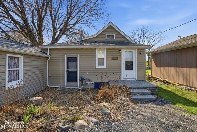 47172 Forton Drive, Chesterfield, MI 48047