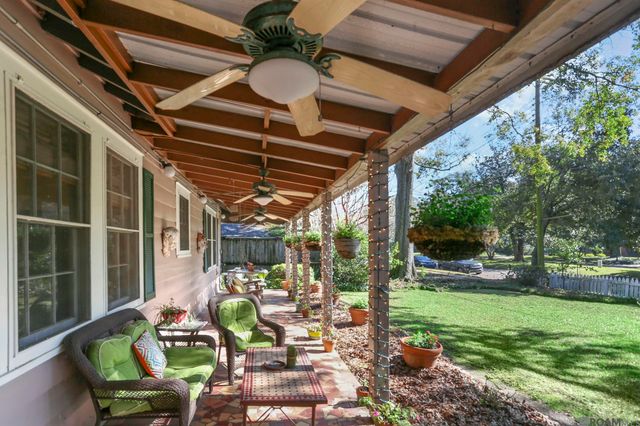 2609 Reymond Ave, Baton Rouge, LA 70808