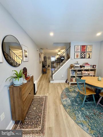 28 MAPLE ST, Conshohocken, PA 19428