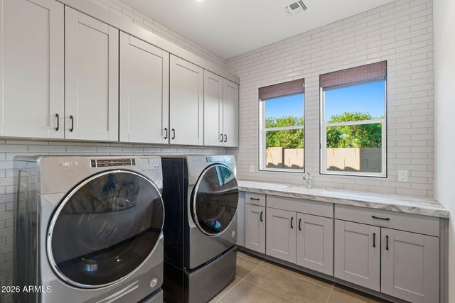 11859 N LOMA LINDA Street, Surprise, AZ 85388