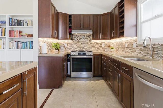 3108 Petaluma, Long Beach, CA 90808