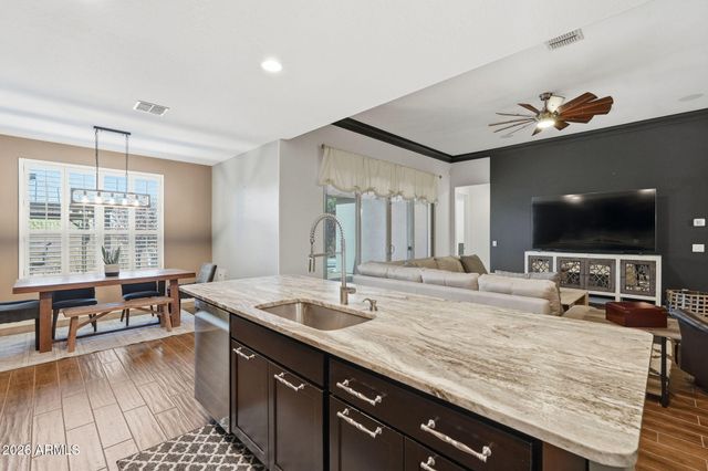 13844 W DESERT MOON Way, Peoria, AZ 85383