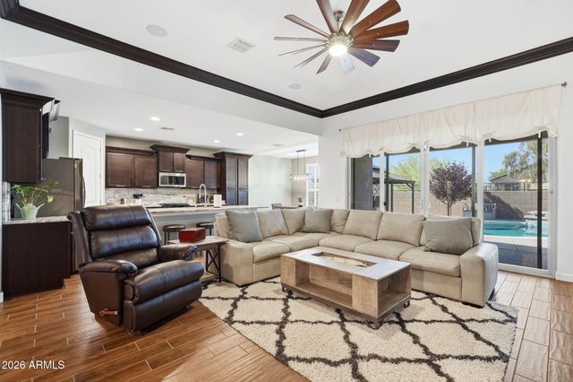 13844 W DESERT MOON Way, Peoria, AZ 85383