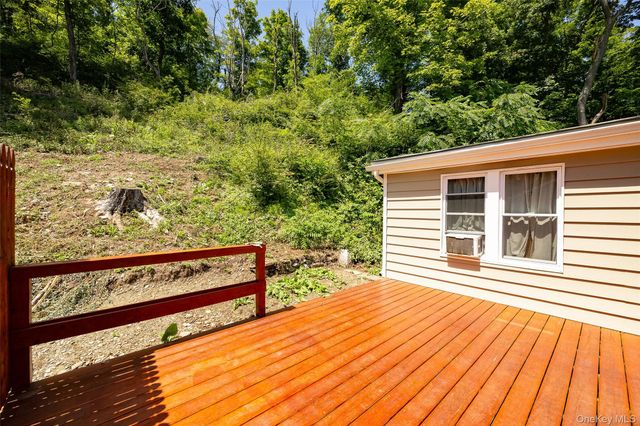 667 Traver Road, Pleasant Valley, NY 12569