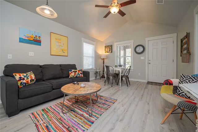 5481 Highway 35 Hwy N 20, Rockport, TX 78382