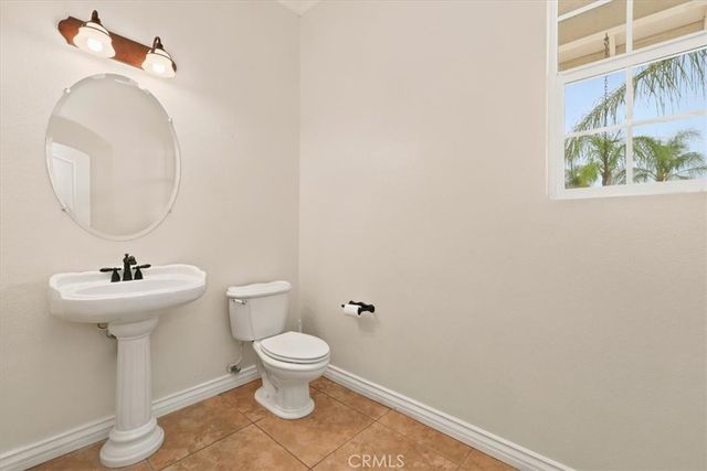 512 Draft Horse Place, Norco, CA 92860