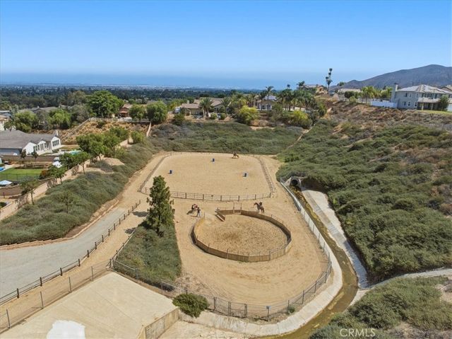 512 Draft Horse Place, Norco, CA 92860