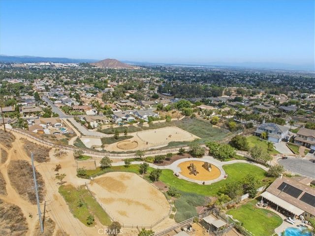 512 Draft Horse Place, Norco, CA 92860
