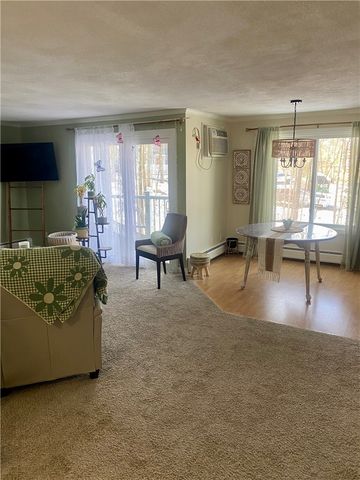 7 Wake Robin Road 104, Lincoln, RI 02865