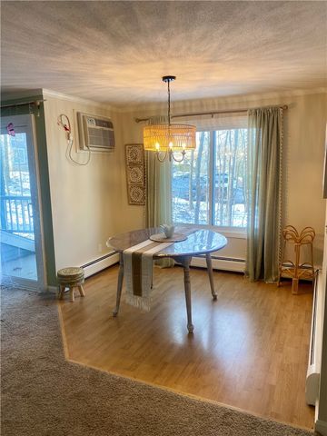 7 Wake Robin Road 104, Lincoln, RI 02865