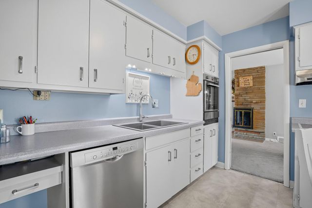 5105 Old Colony Road, Portage, MI 49024