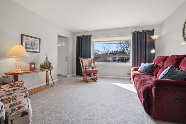 5105 Old Colony Road, Portage, MI 49024