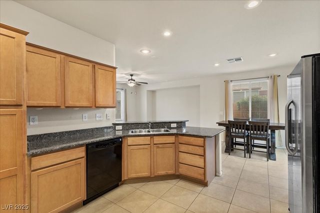 8377 Rygate Avenue, Las Vegas, NV 89178