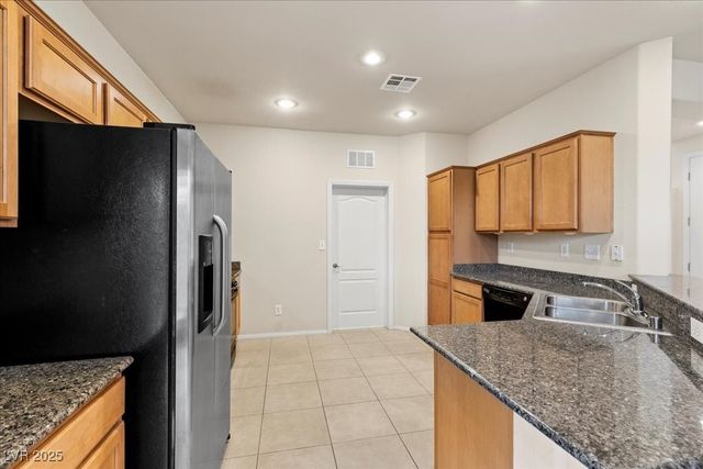 8377 Rygate Avenue, Las Vegas, NV 89178