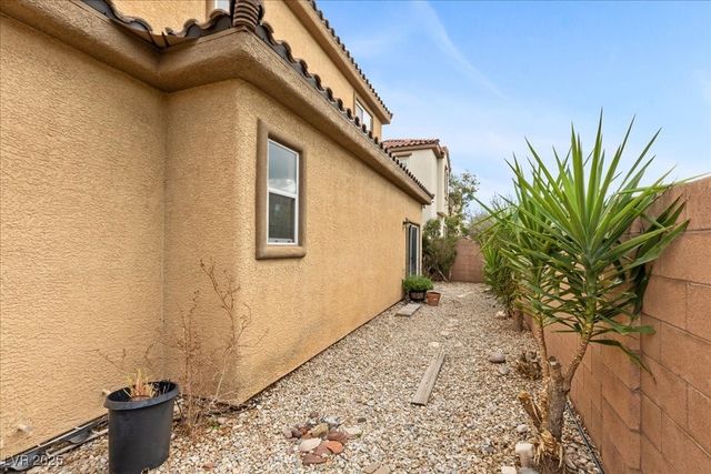 8377 Rygate Avenue, Las Vegas, NV 89178