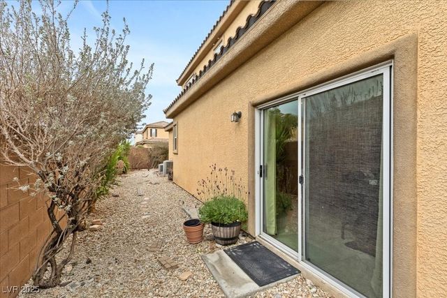 8377 Rygate Avenue, Las Vegas, NV 89178