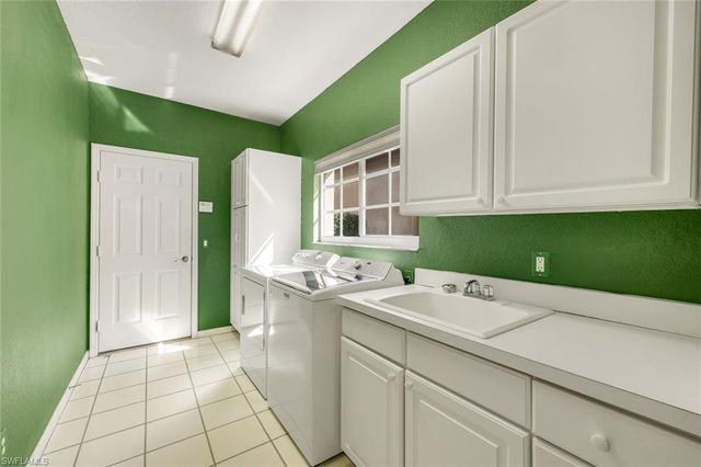 28525 Highgate DR, Bonita Springs, FL 34135