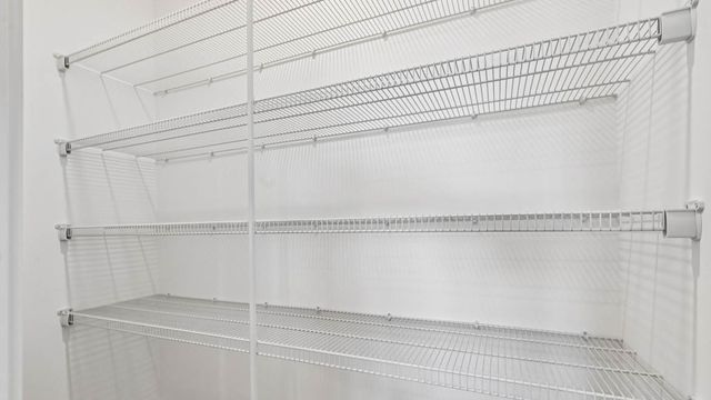 1248 Linden Terrace, Hampshire, IL 60140