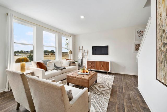 1248 Linden Terrace, Hampshire, IL 60140