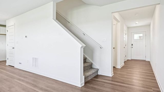 1248 Linden Terrace, Hampshire, IL 60140