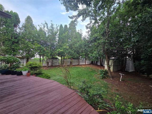 4 Watson Way, Mount Olive Township, NJ 07836