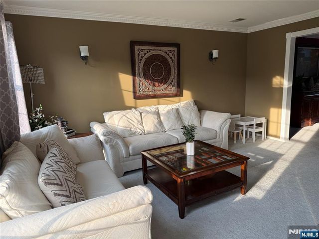 4 Watson Way, Mount Olive Township, NJ 07836