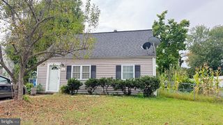 121 CABBEL DR, Manassas Park, VA 20111