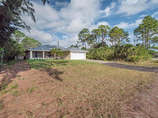 8265 97th Avenue, Vero Beach, FL 32967