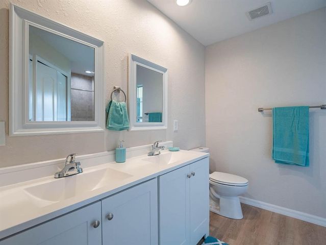 8265 97th Avenue, Vero Beach, FL 32967