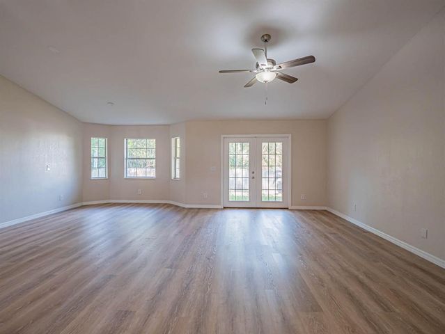 8265 97th Avenue, Vero Beach, FL 32967