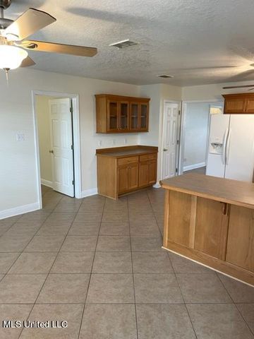 10399 3rd Avenue, D'iberville, MS 39540