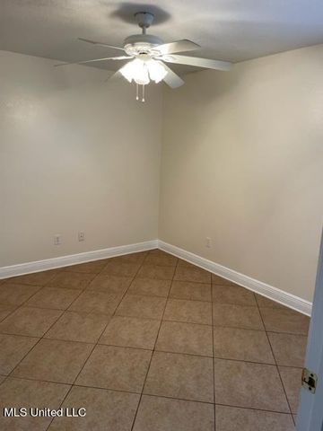 10399 3rd Avenue, D'iberville, MS 39540