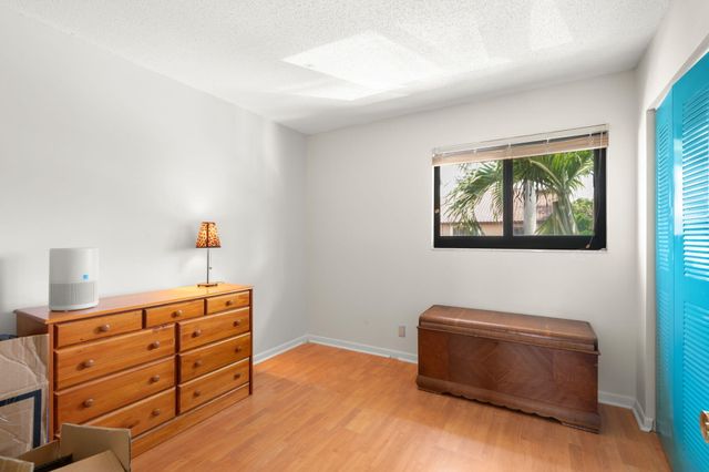 22075 Las Brisas Circle 306, Boca Raton, FL 33433