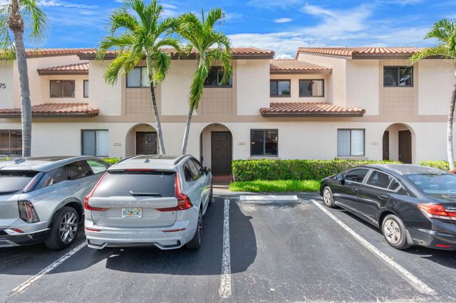 22075 Las Brisas Circle 306, Boca Raton, FL 33433