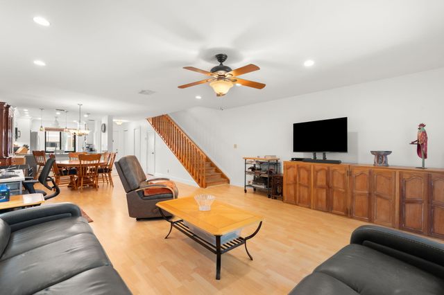22075 Las Brisas Circle 306, Boca Raton, FL 33433