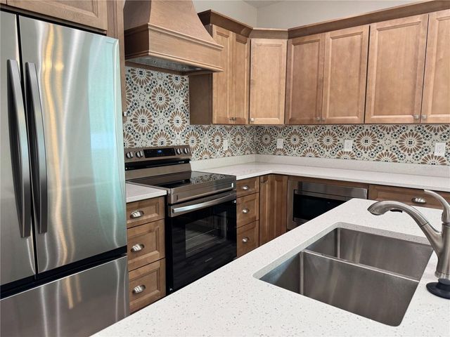 13532 14TH STREET, Dade City, FL 33525