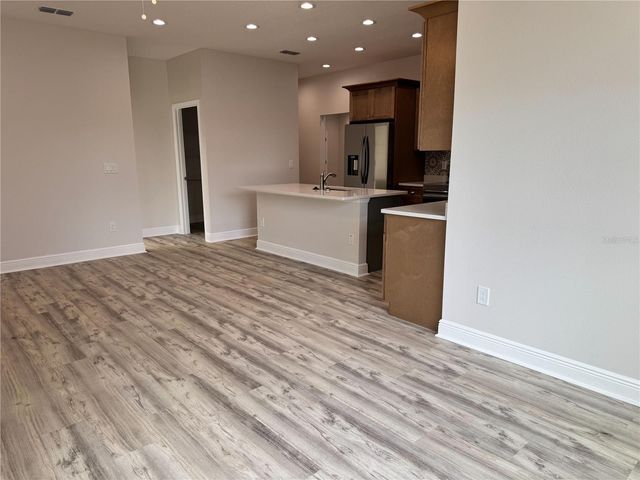 13532 14TH STREET, Dade City, FL 33525