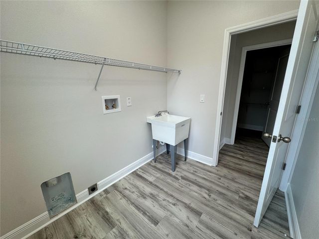 13532 14TH STREET, Dade City, FL 33525