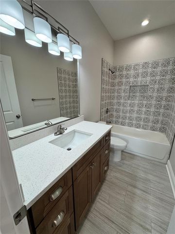 13532 14TH STREET, Dade City, FL 33525