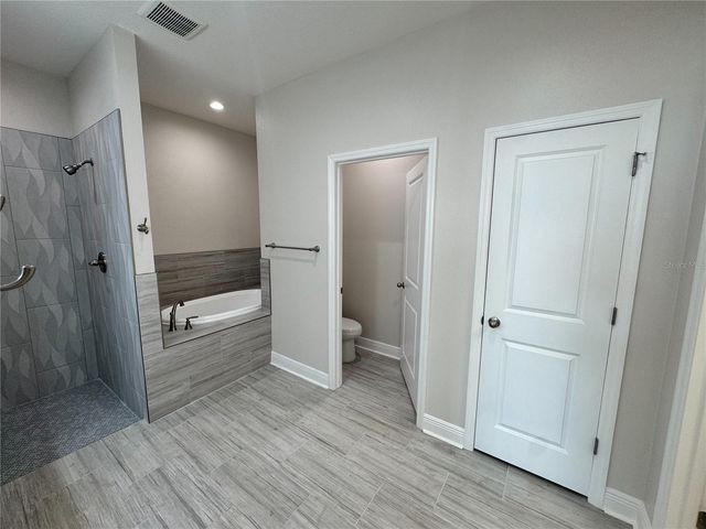 13532 14TH STREET, Dade City, FL 33525