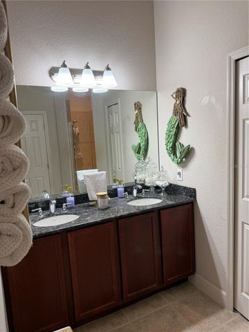 1018 GREEN GATE BOULEVARD, Groveland, FL 34736