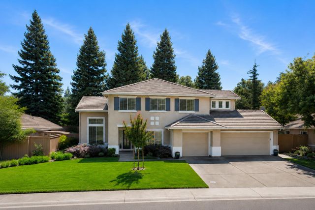 11742 Tenderfoot Dr, Gold River, CA 95670