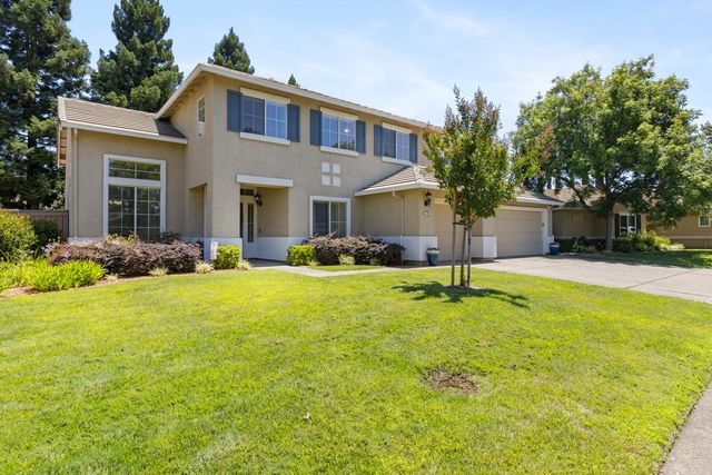 11742 Tenderfoot Dr, Gold River, CA 95670