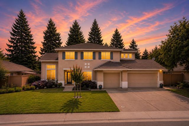 11742 Tenderfoot Dr, Gold River, CA 95670