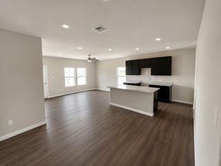 160 Wind Hill, Jarrell, TX 76537