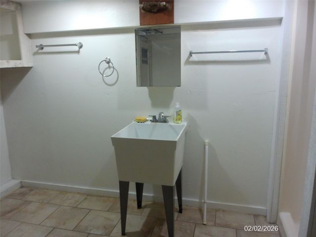 4619 Avenue Avenue S, Galveston, TX 77551