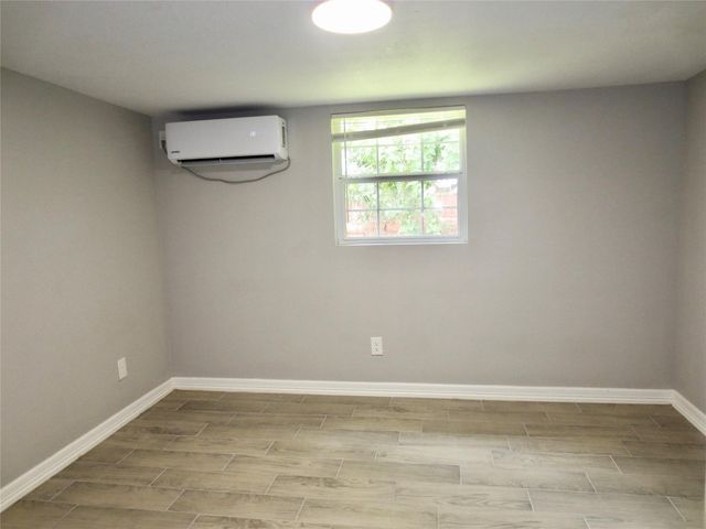 2204 Parker Road B, Houston, TX 77093